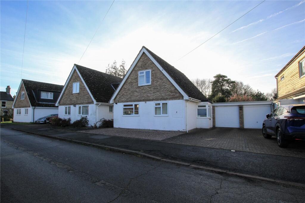 Main image of property: Spring Close, Histon, Cambridge, Cambridgeshire, CB24