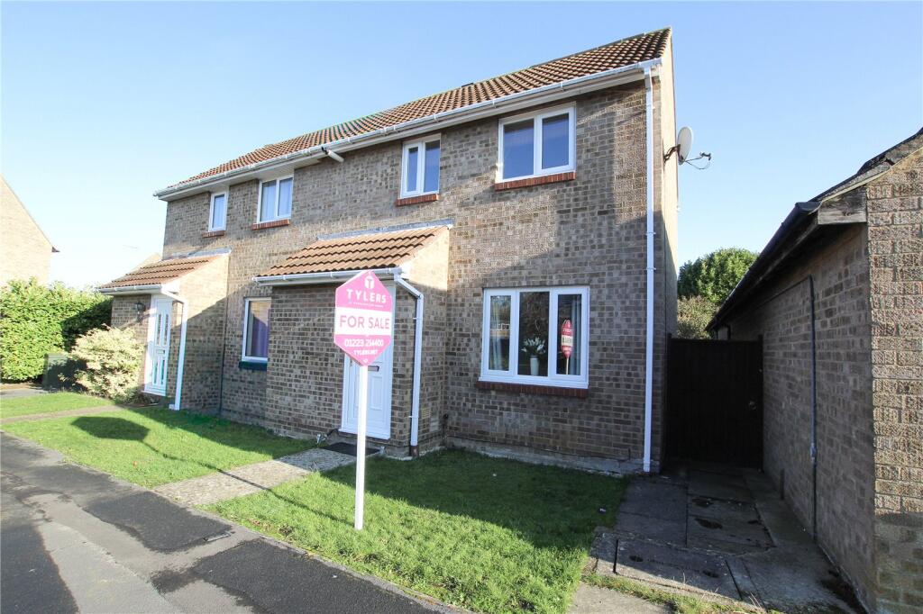 Main image of property: Appletrees, Bar Hill, Cambridge, Cambridgeshire, CB23