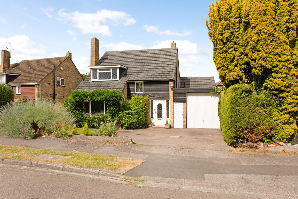 Main image of property: Farringford Close, St. Albans, AL2