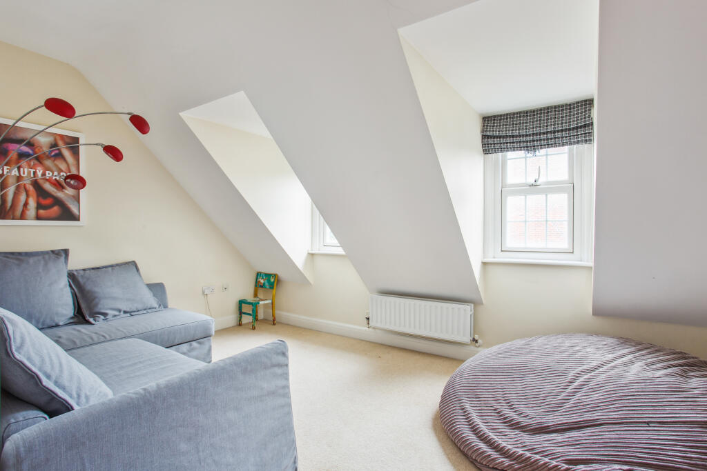 Additional property image - Boyes Crescent, Napsbury Park, AL2