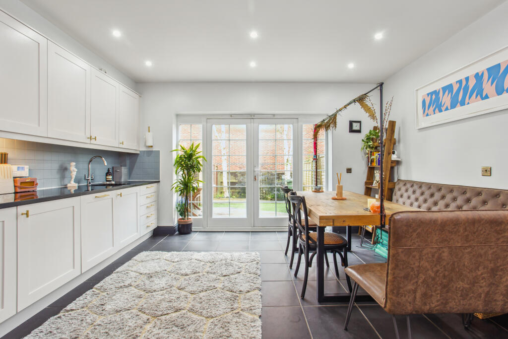 Additional property image - Boyes Crescent, Napsbury Park, AL2