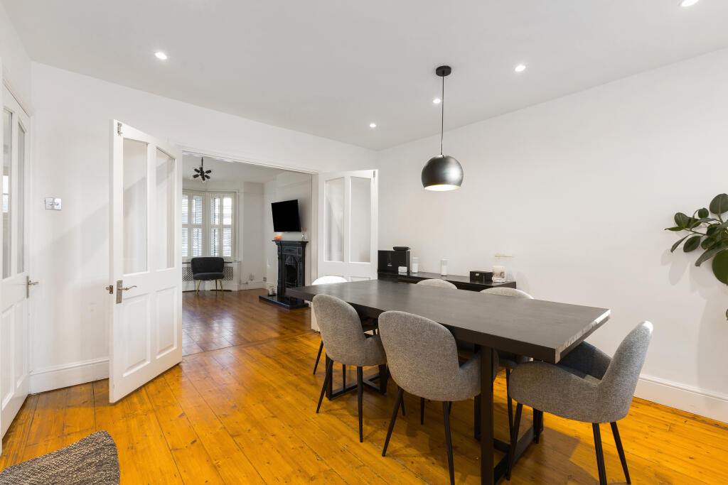 Additional property image - High Street, ST. ALBANS, AL2