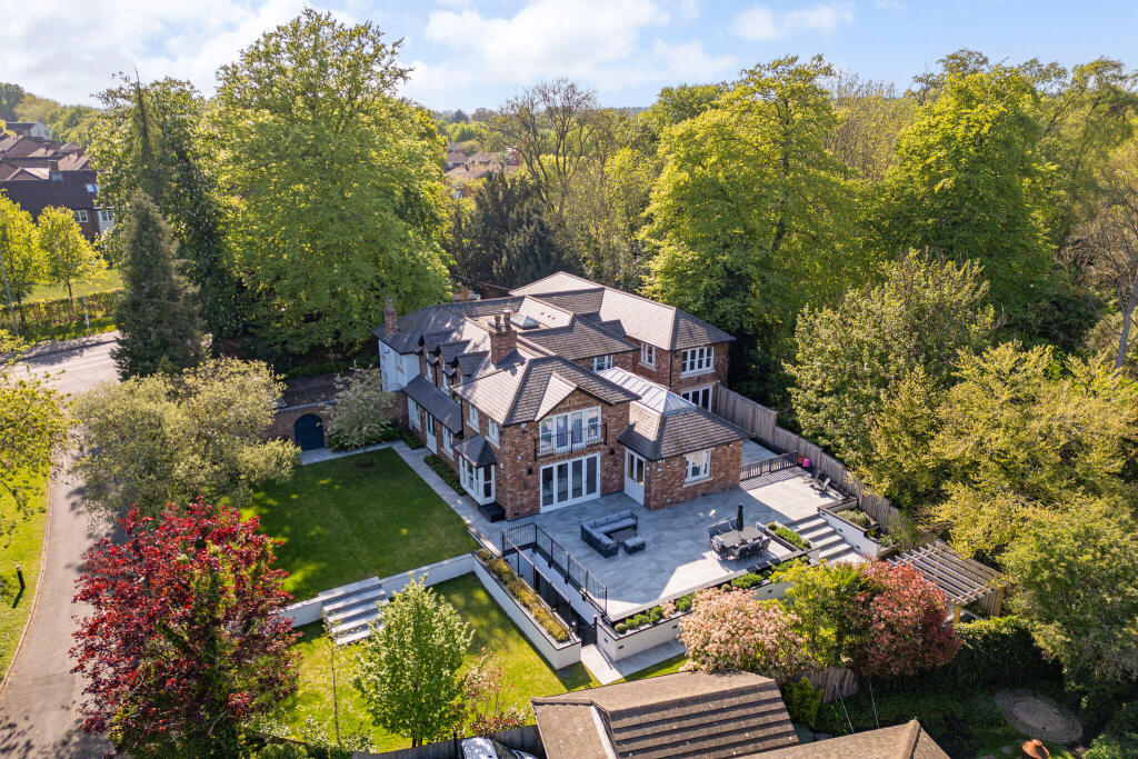 Main image of property: King Harry Lane, St. Albans, AL3