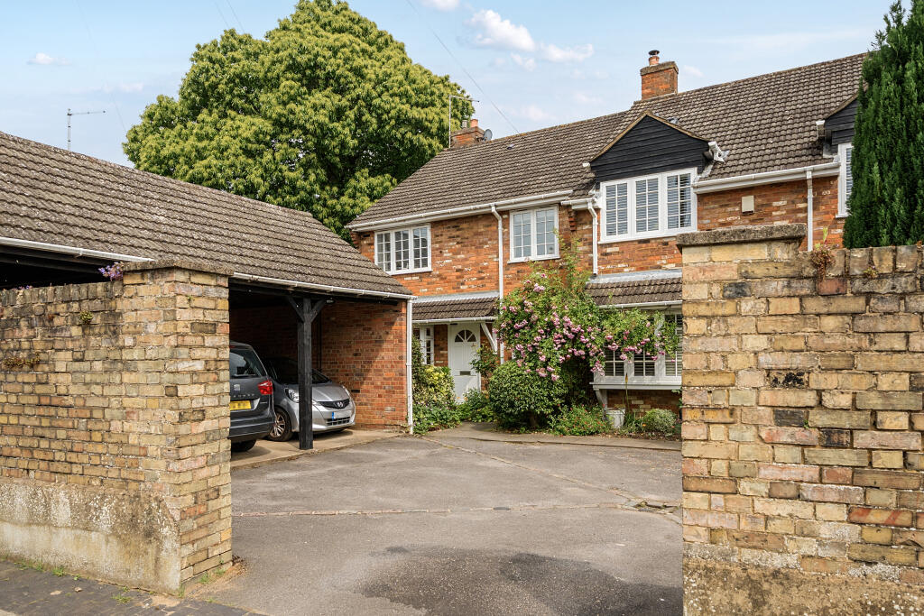 Main image of property: Hill Street, St. Albans, AL3