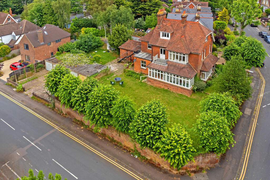 Main image of property: Ridgmont Road, St. Albans, AL1