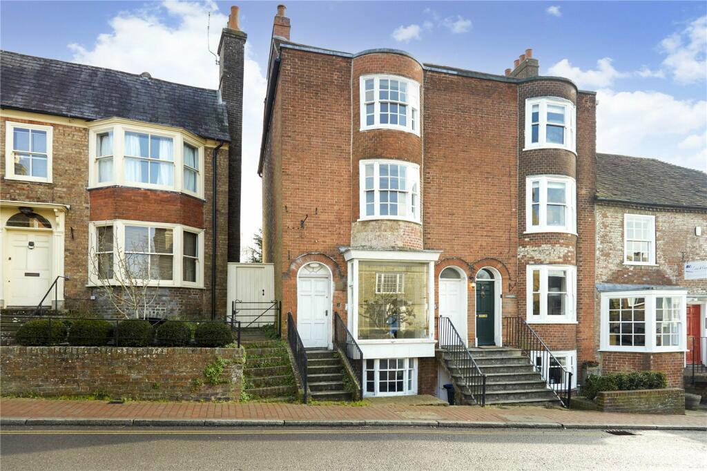 3 bedroom semidetached house for sale in High Street, Cuckfield, RH17