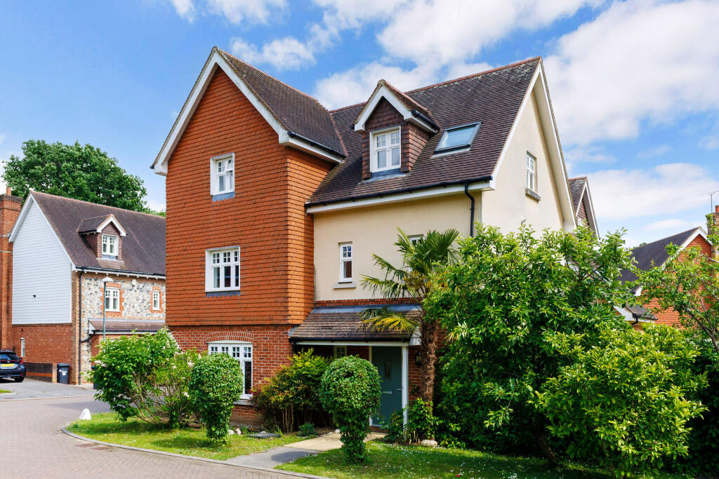 Main image of property: St. Pauls On The Green, Haywards Heath, RH16