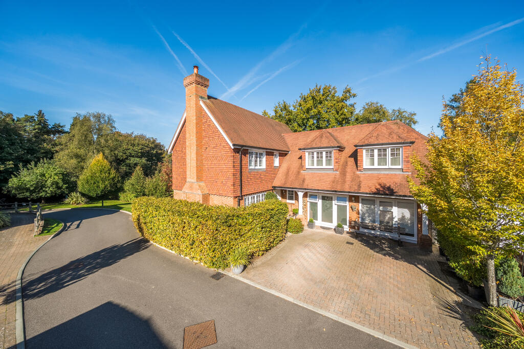 Main image of property: Mantell Close, Newick, BN8