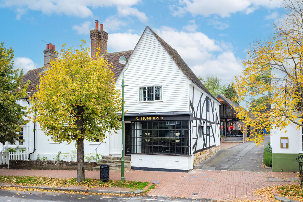 Main image of property: 65 High Street, Lindfield, RH16