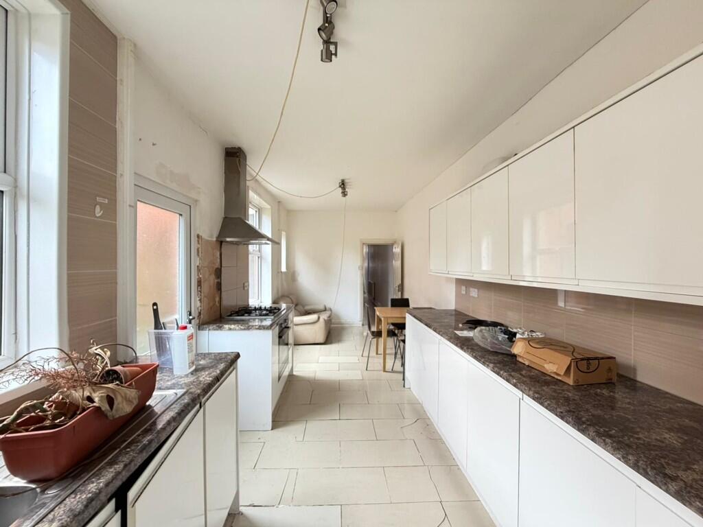 Main image of property: Winchester Avenue, West End, Leicester, LE3