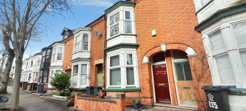 Main image of property: Harrow Road, West End, Leicester LE3