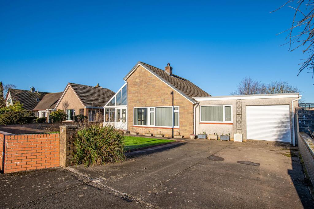 Main image of property: 9 Greenknowe Avenue, Annan, DG12