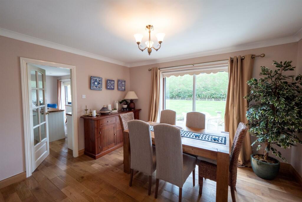 4 bedroom detached bungalow for sale in Shearwater, Whitburn