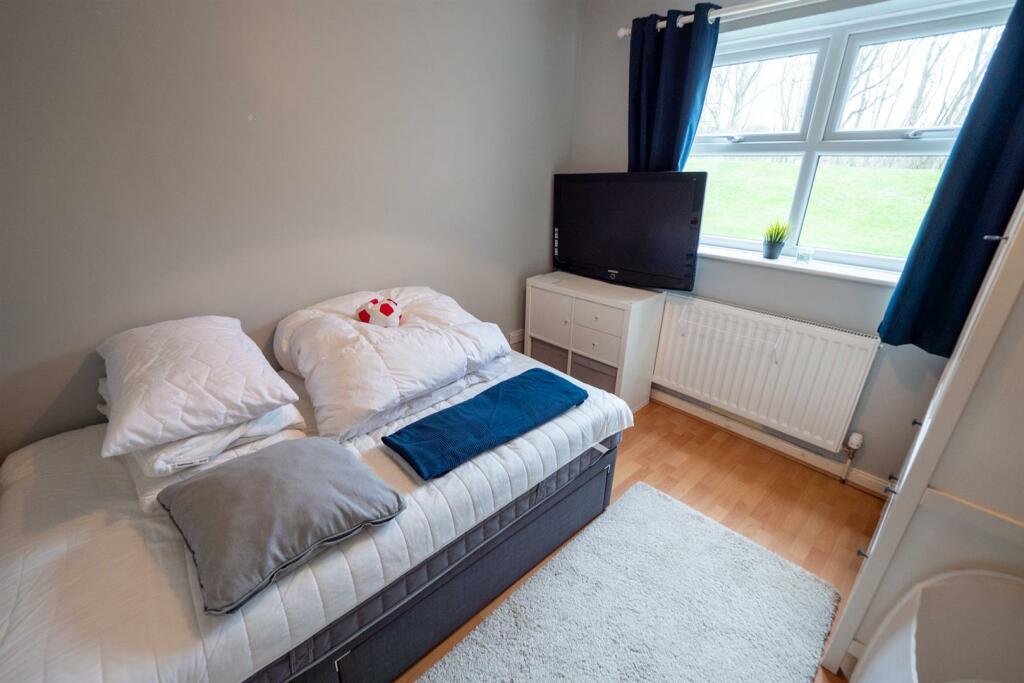 4 bedroom detached bungalow for sale in Shearwater, Whitburn