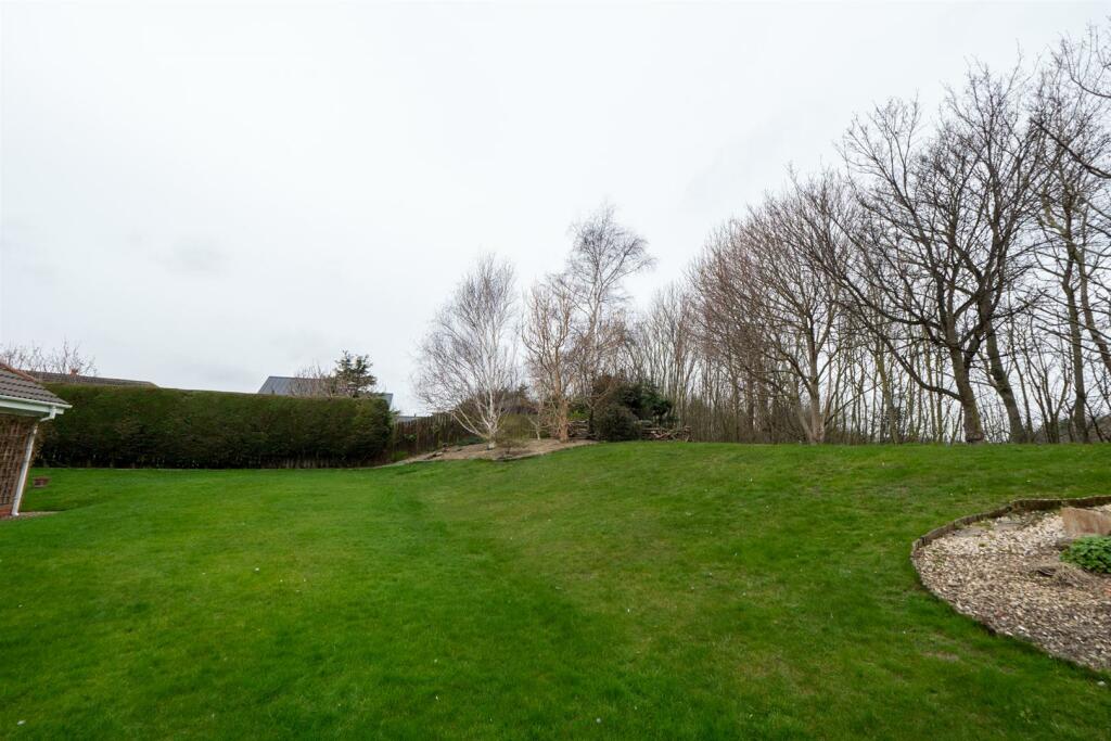 4 bedroom detached bungalow for sale in Shearwater, Whitburn