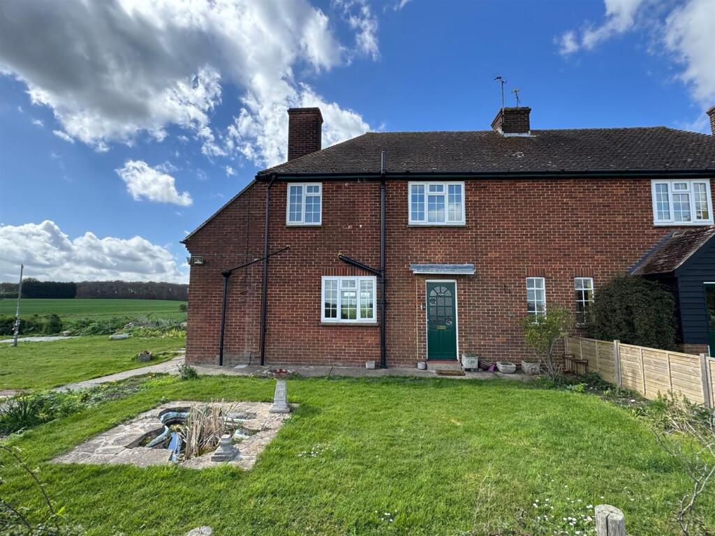 Main image of property: Belnor Avenue, Bobbing, Sittingbourne