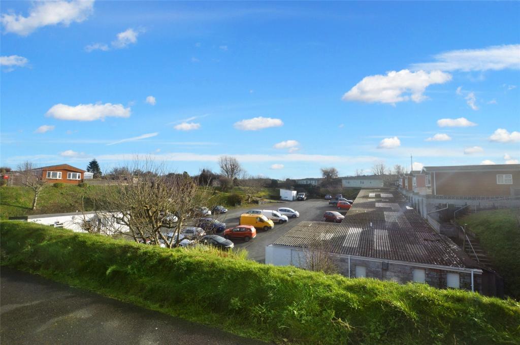 1 bedroom detached house for sale in The Ramparts, Stamford Lane