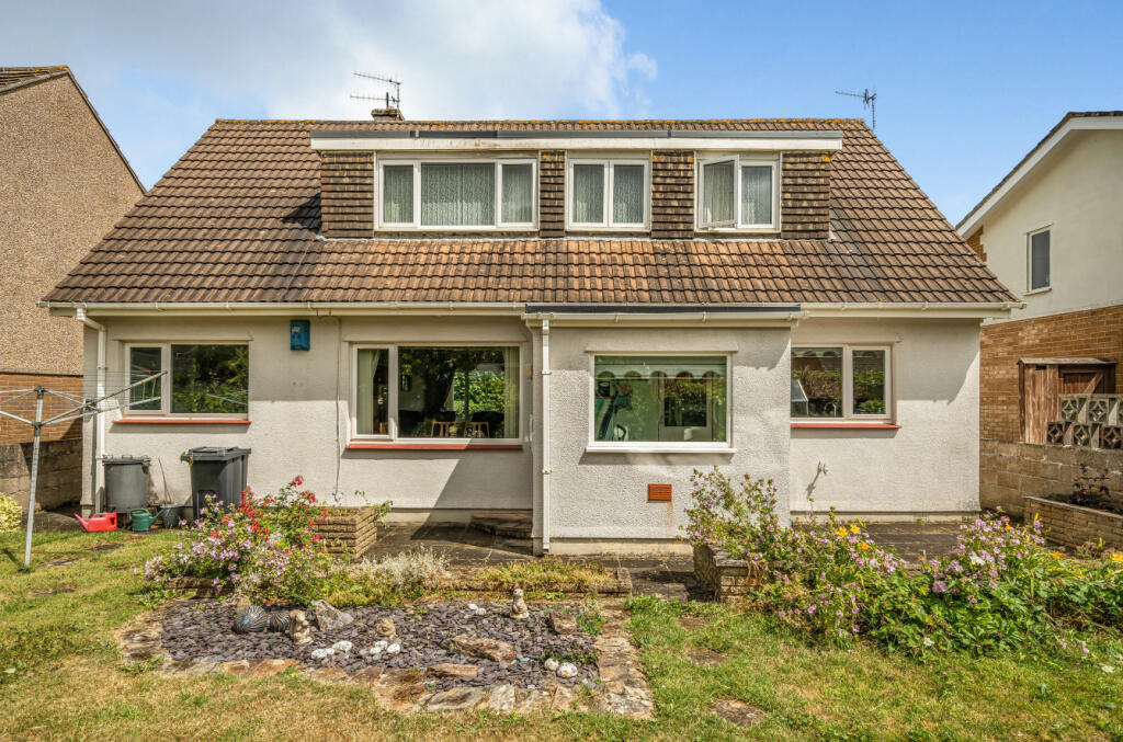 3 bedroom bungalow for sale in Finches Close, Plymouth, Devon, PL9