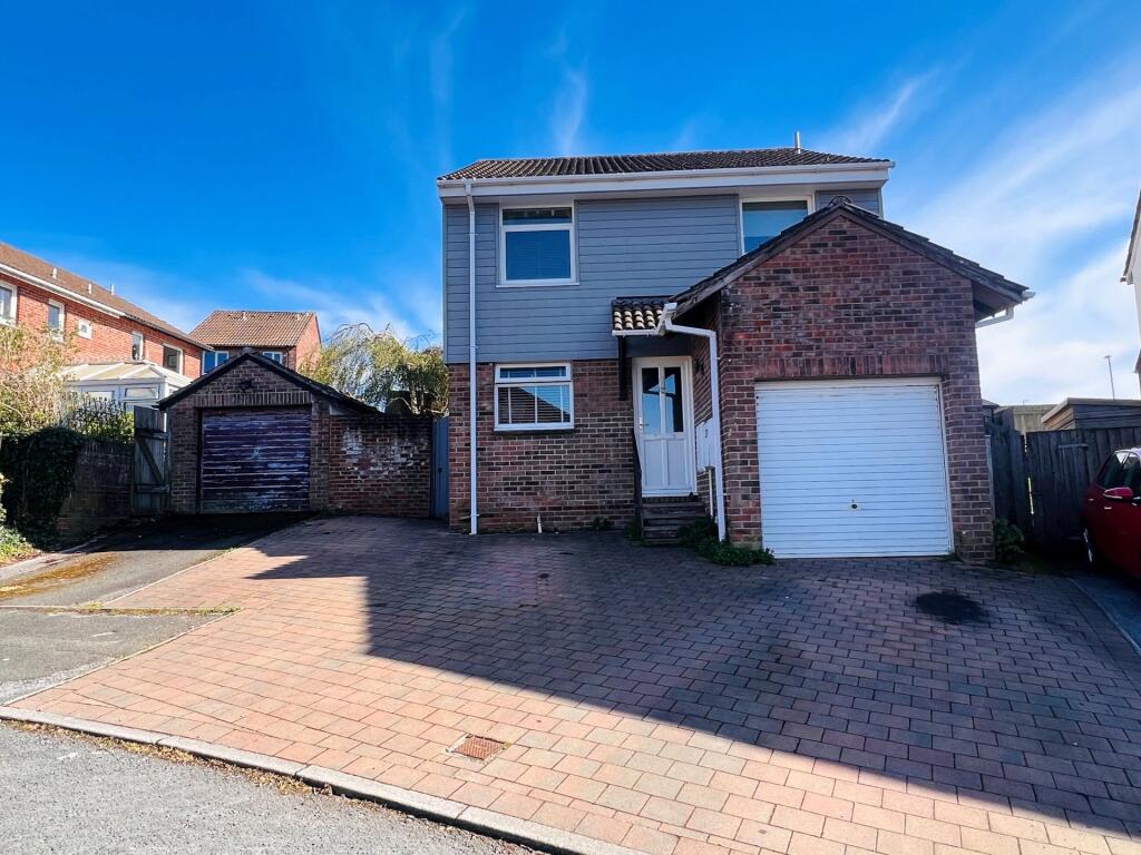 Main image of property: Shapleys Gardens, Plymouth, Devon