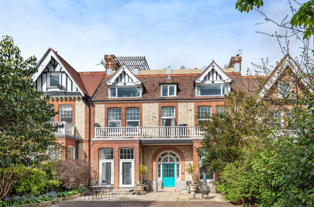 Main image of property: Queens Gate, Lipson, Plymouth, Devon