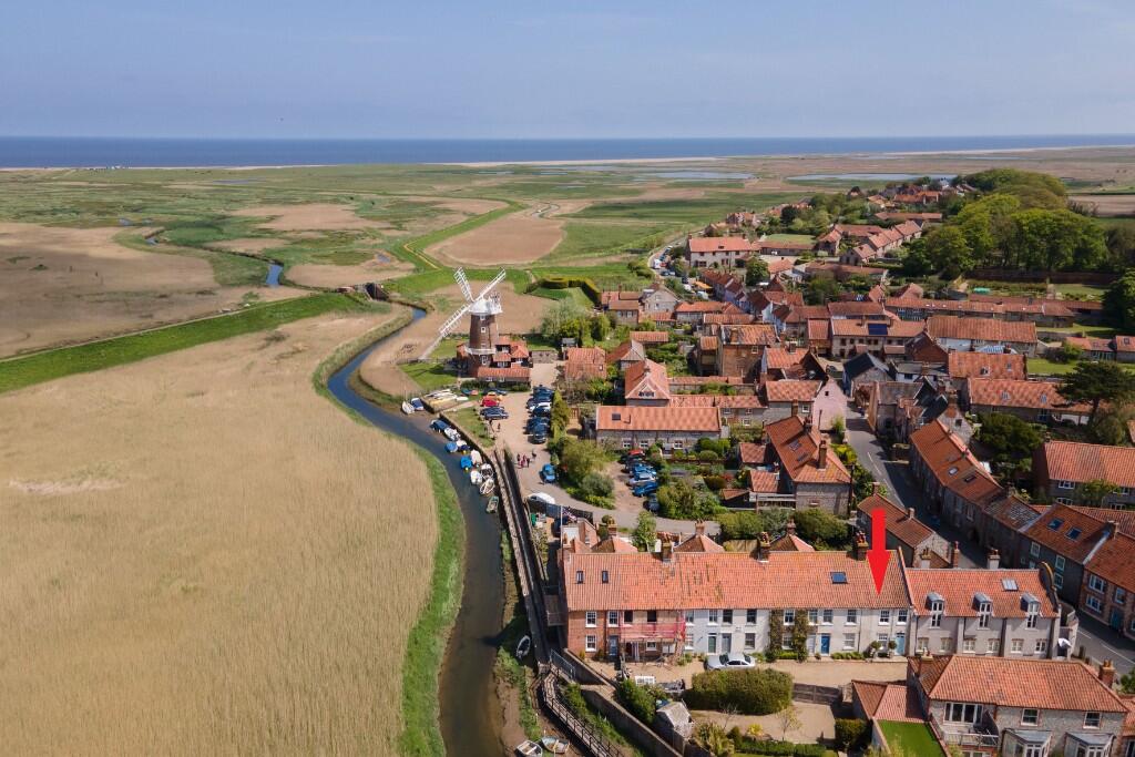 Main image of property: Beau Rivage, NR25