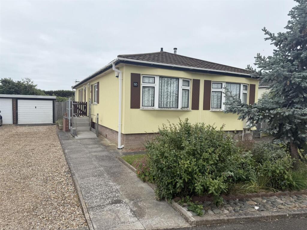 Main image of property: New Road, Clifton, Shefford