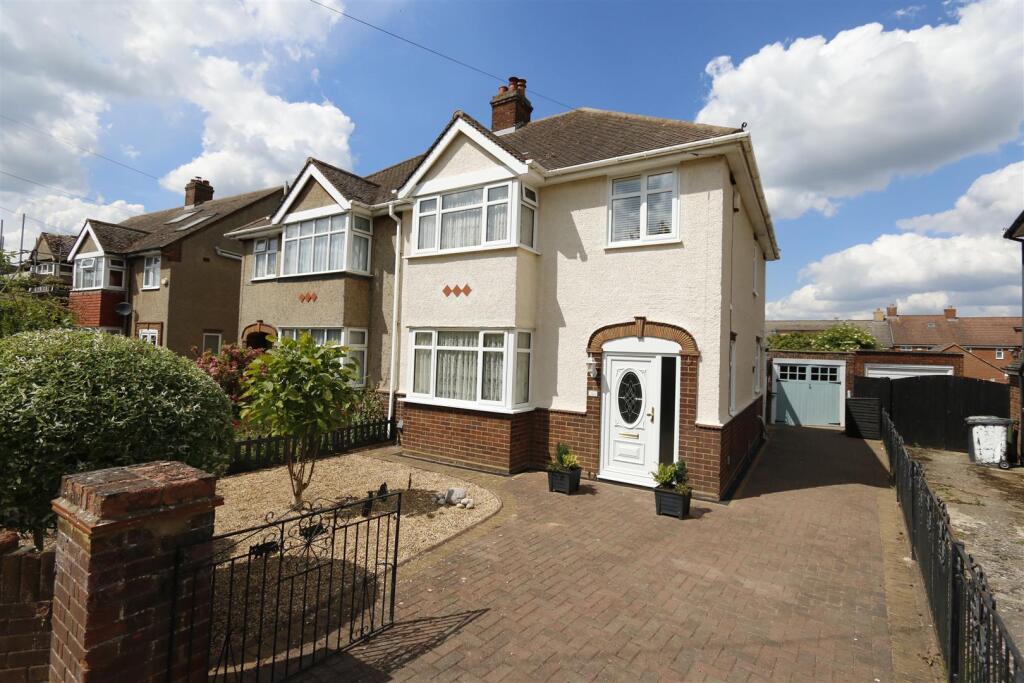 Main image of property: Shefford Road, Clifton, Shefford