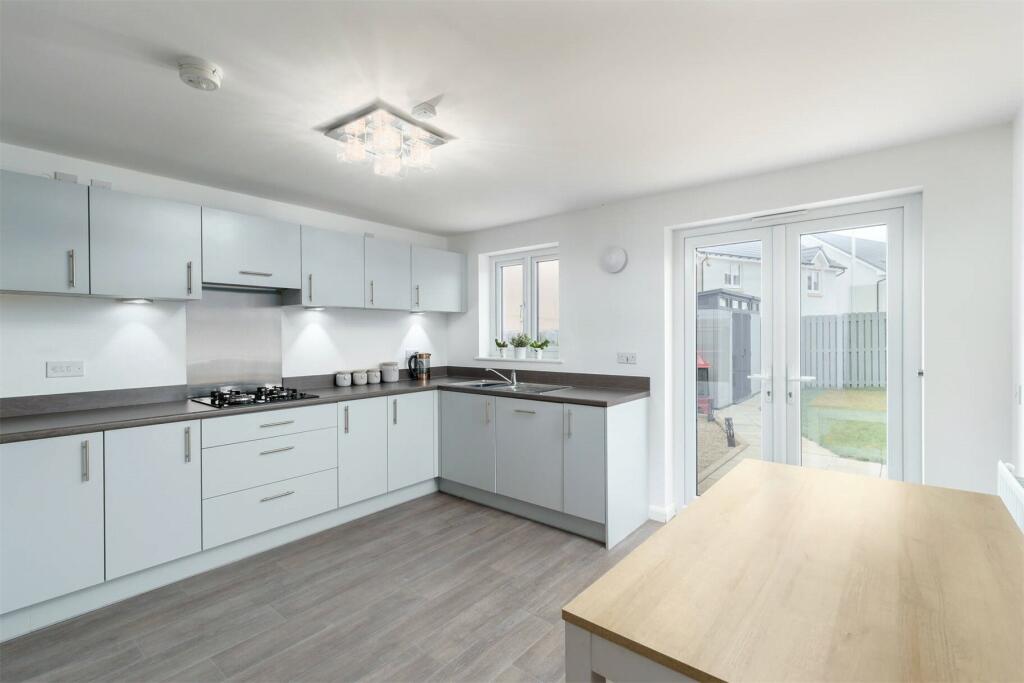 4 bedroom house for sale in Bellwood Place, Penicuik, Midlothian, EH26