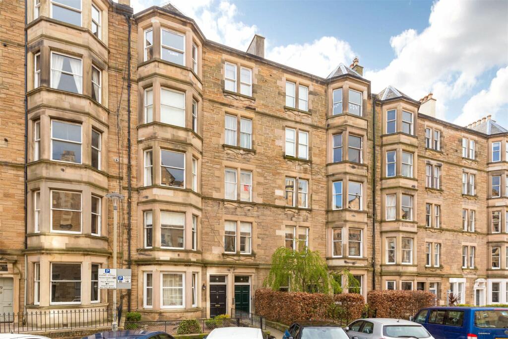 2 bedroom flat for sale in Bruntsfield Avenue, Bruntsfield, Edinburgh, EH10
