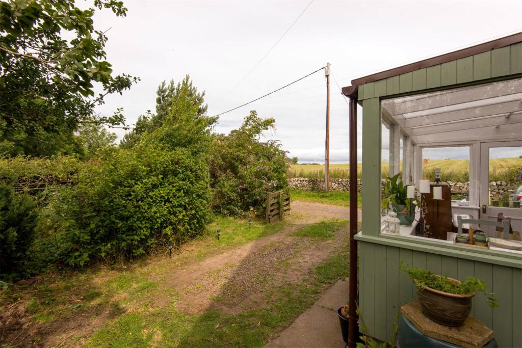 2 bedroom property for sale in Renton Barns Farm Cottages, Grantshouse