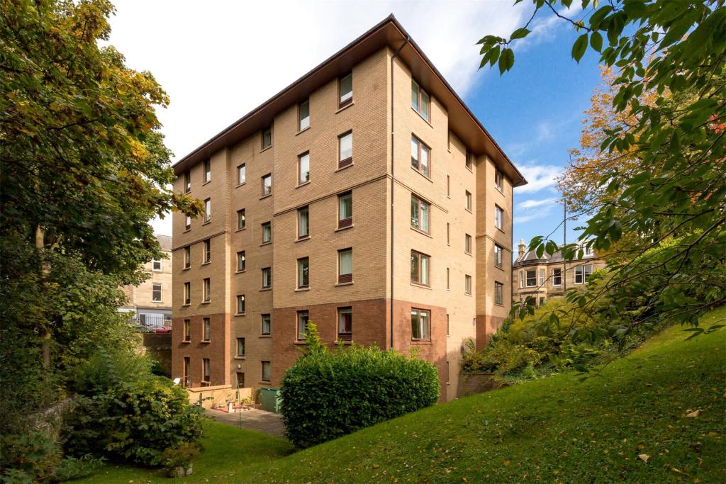 2 bedroom retirement property for sale in Greenbank House, 144 Comiston Road, Edinburgh, EH10