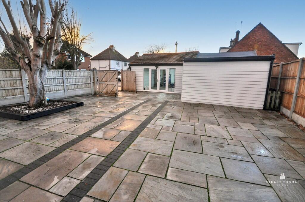 Main image of property: Rayleigh Road, Benfleet