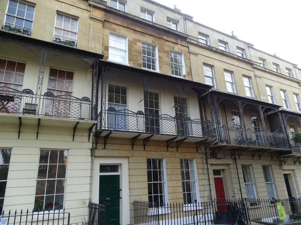 1 bedroom apartment for rent in Caledonia Place Mezzanine, BS8