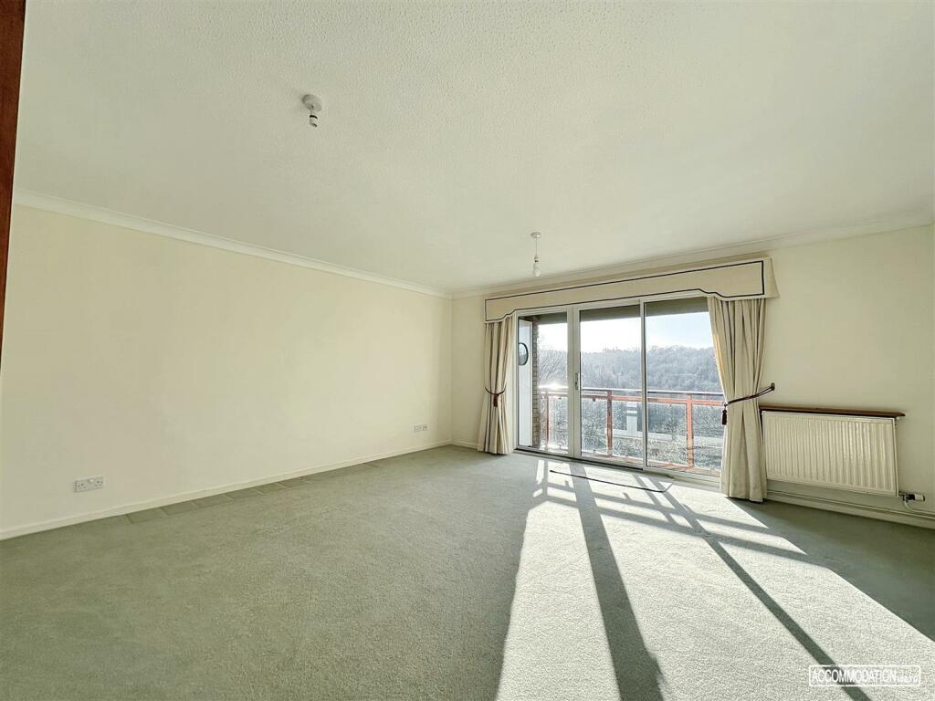 Additional property image - Knoll Hill, Sneyd Park, Bristol