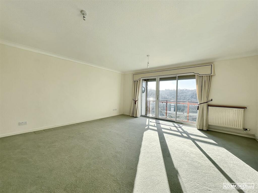 Additional property image - Knoll Hill, Sneyd Park, Bristol