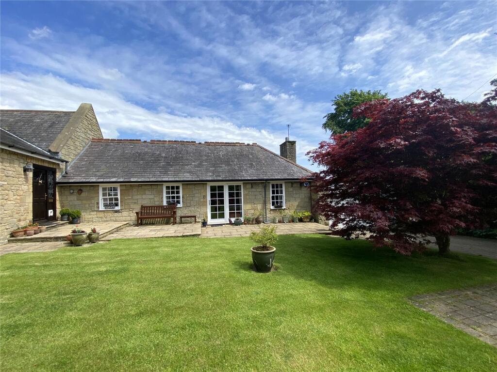 3 bedroom bungalow for sale in Shaws Lane, Hexham, Northumberland, NE46