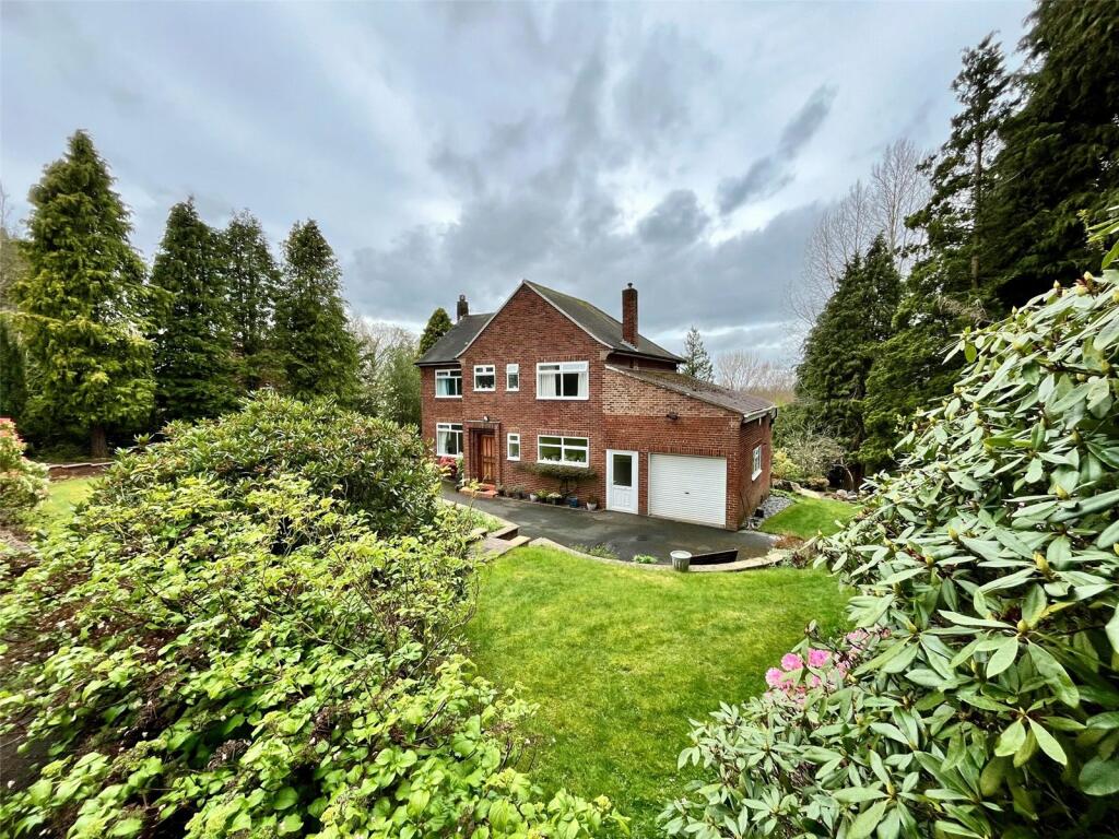 4 bedroom detached house for sale in New Ridley Road, Stocksfield