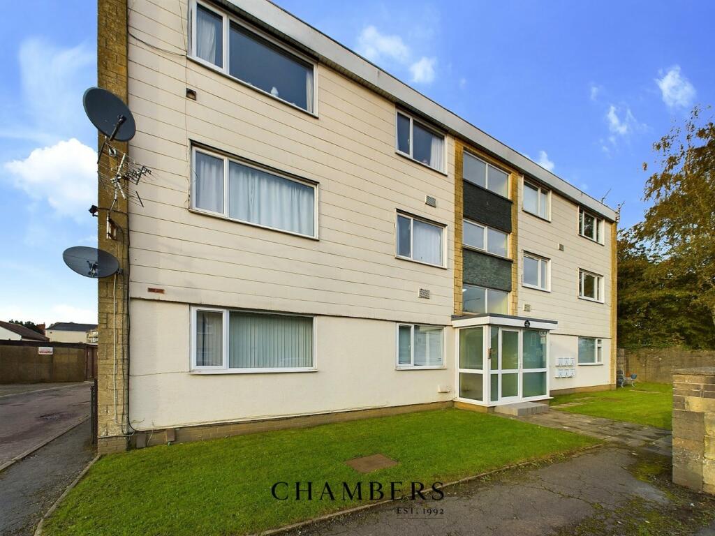 2 bedroom apartment for sale in TynYParc Road, Cardiff, CF14