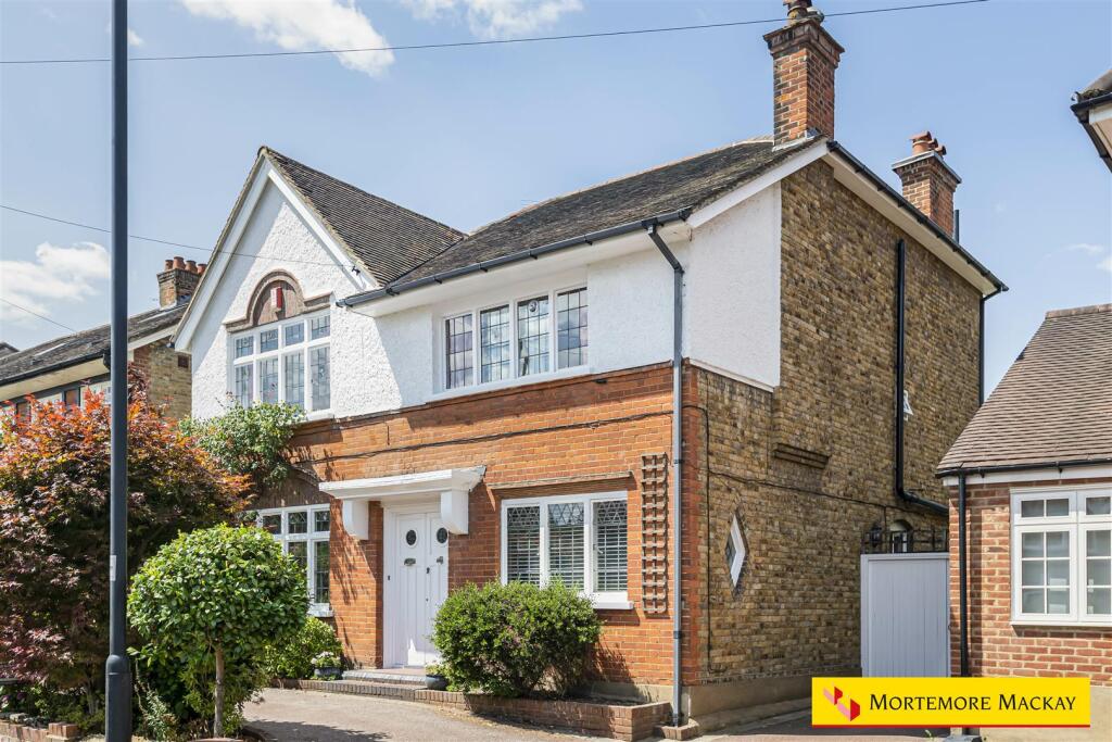 Main image of property: The Chine, London