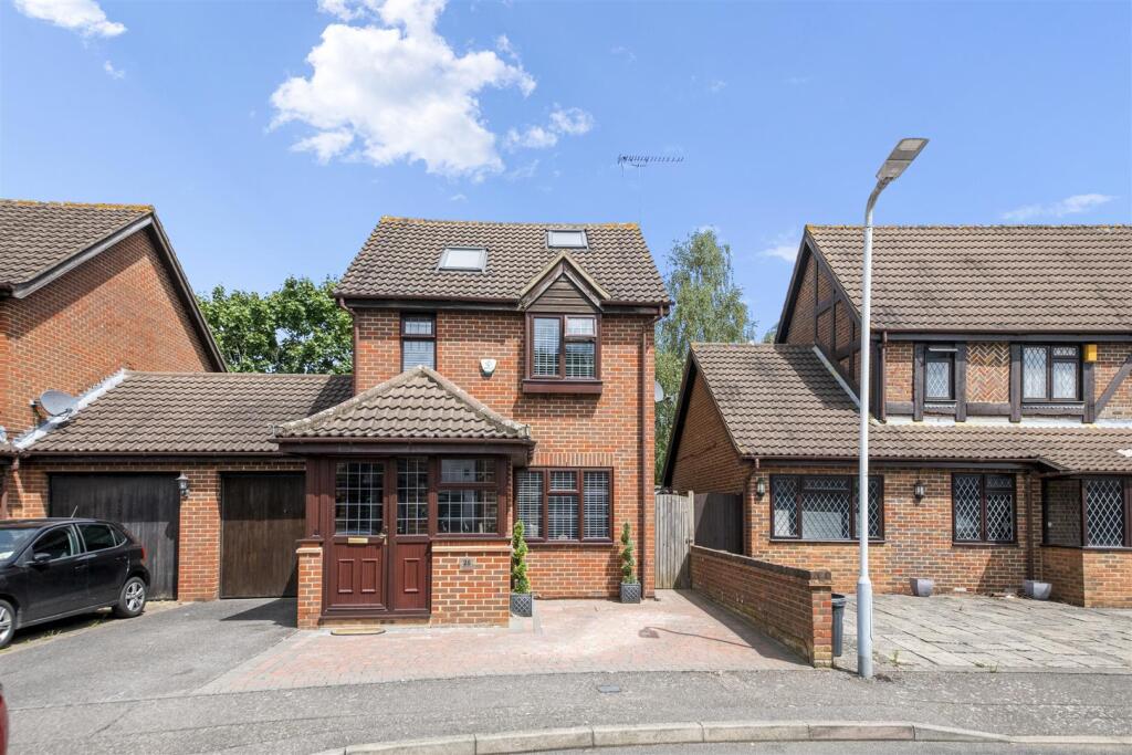 4 bedroom detached house