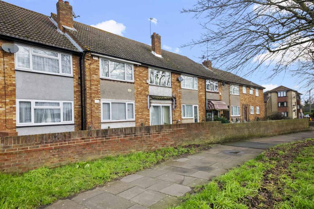 Main image of property: High Street, Harlington