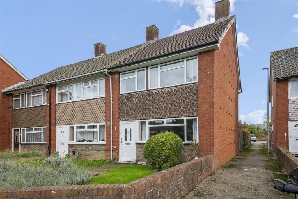 Main image of property: Exmouth Road, Hayes