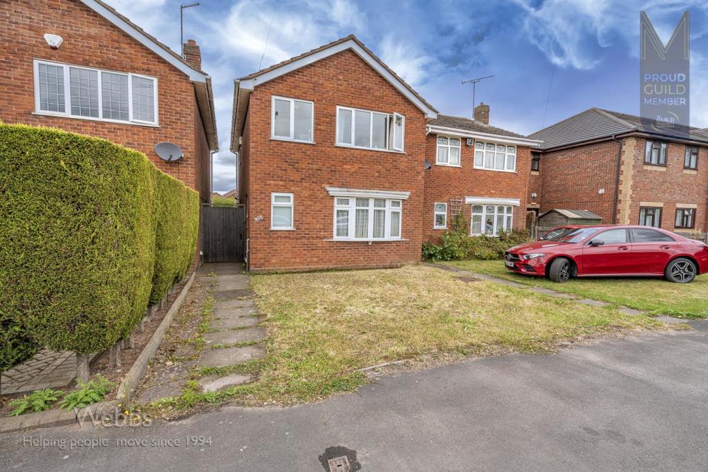 3 bedroom detached house for sale in Cannock Road, Heath Hayes, Cannock