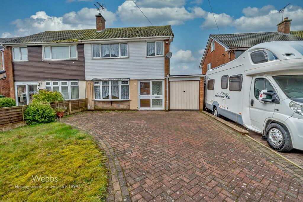 3 bedroom semidetached house for sale in Tower View Road, Great Wyrley