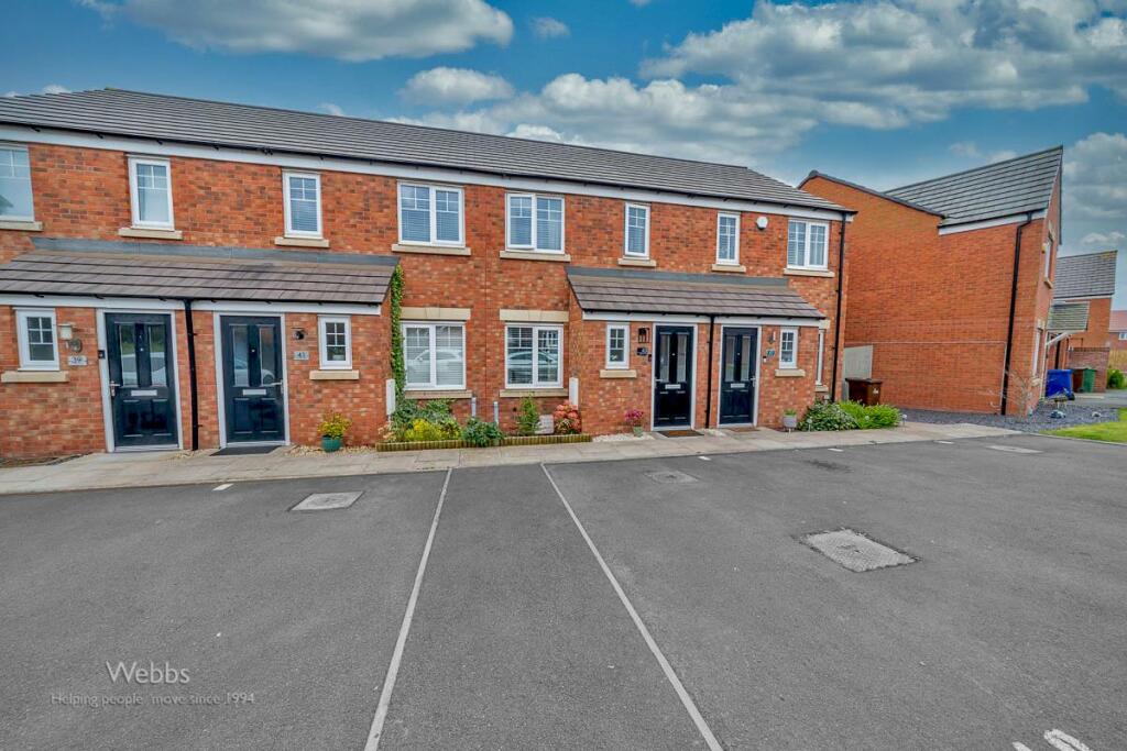 2 bedroom terraced house for sale in Shorelark Way, Norton Canes