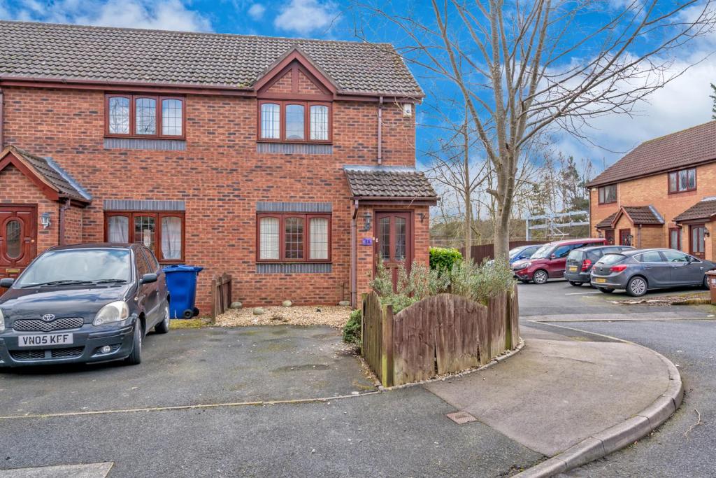 2 bedroom end of terrace house for sale in Sandpiper Close, Hednesford