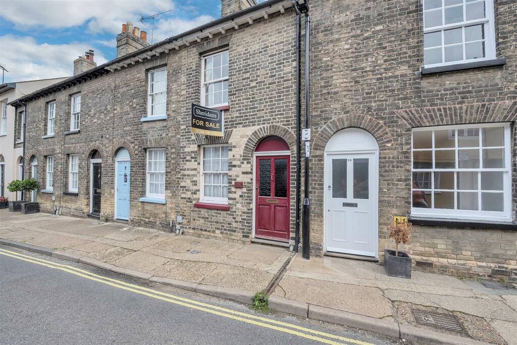 2 bedroom terraced house for sale in College Street, Bury St. Edmunds, IP33