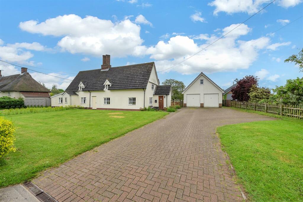 4 bedroom semidetached house for sale in The Street, Lawshall, IP29