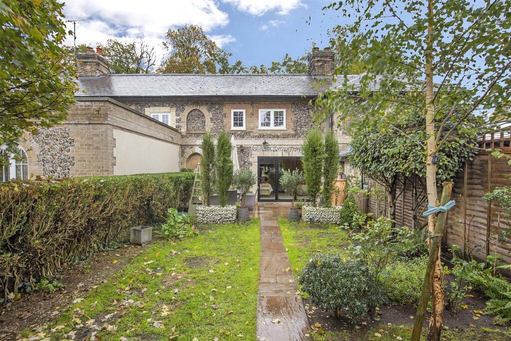 Main image of property: The Drift, Fornham St. Martin