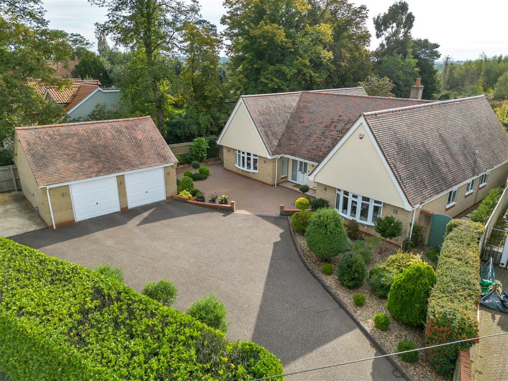 4 bedroom detached bungalow for sale in Church Road, Elmswell, IP30